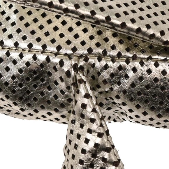 Chanel Silver Perforated Lambskin Handbag 144899 - Picture 5 of 10